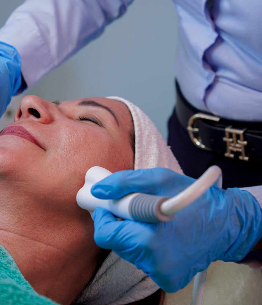 Gláucia - Dermatologe München dermatologe münchen